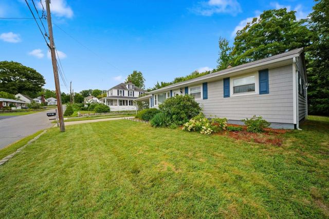 12 Joffre Street, Goffstown, NH 03102