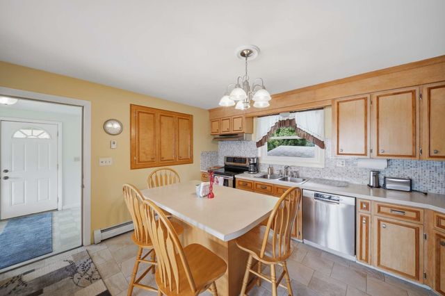 12 Joffre Street, Goffstown, NH 03102