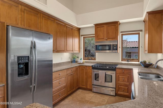 2556 E Via Corta Di Amore, Tucson, AZ 85718