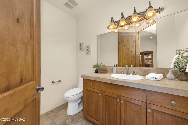 2556 E Via Corta Di Amore, Tucson, AZ 85718