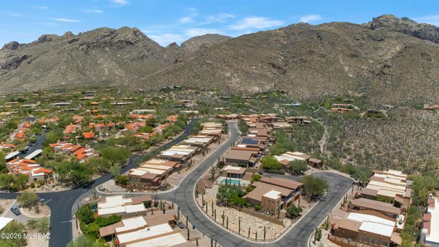 2556 E Via Corta Di Amore, Tucson, AZ 85718