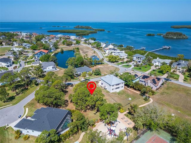 HARBOUR WATCH DRIVE, Tarpon Springs, FL 34689
