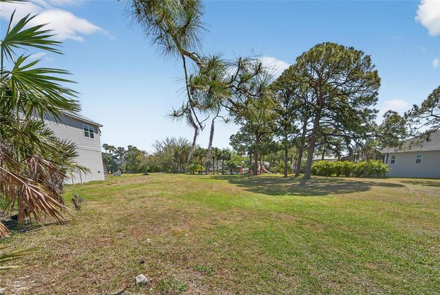 HARBOUR WATCH DRIVE, Tarpon Springs, FL 34689