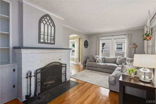 319 Ridgewood Drive, Syracuse, NY 13206