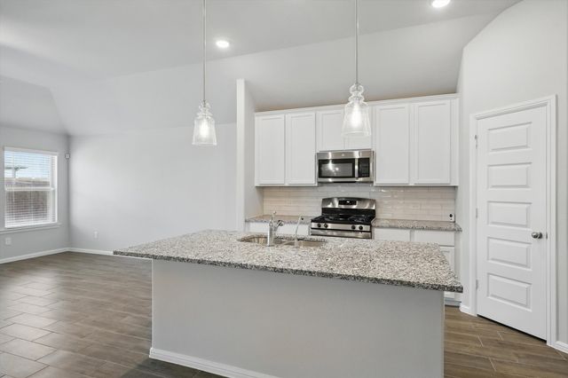 13073 Yellowstone Way, Providence Village, TX 76227