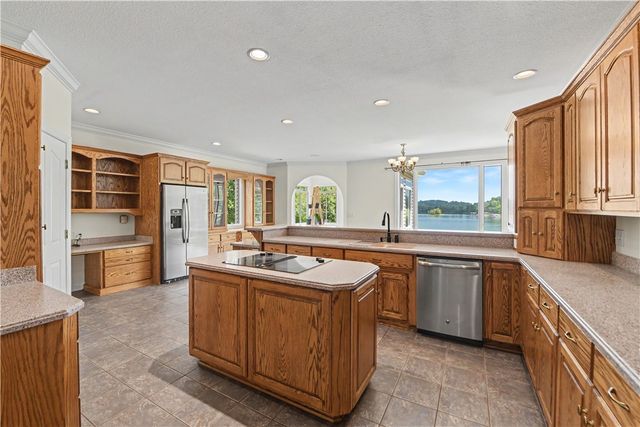 319 Venture Drive, West Union, SC 29696