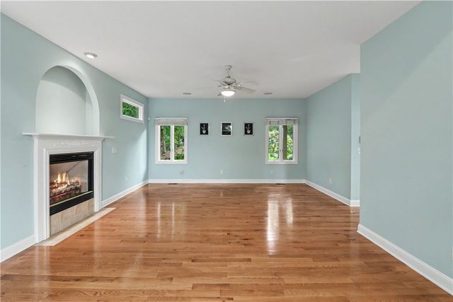 319 Venture Drive, West Union, SC 29696