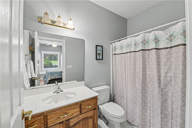 319 Venture Drive, West Union, SC 29696