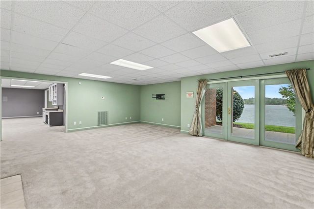 319 Venture Drive, West Union, SC 29696