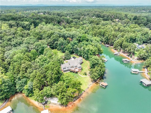 319 Venture Drive, West Union, SC 29696