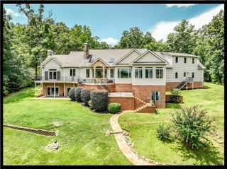 319 Venture Drive, West Union, SC 29696