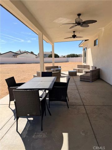 3711 W Avenue M11, Lancaster, CA 93536