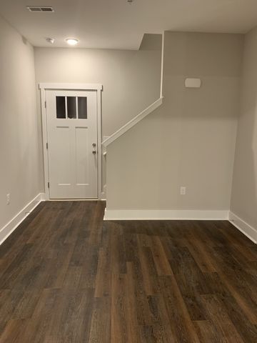 6039 Hillside Ln, Spring Hill, TN 37174