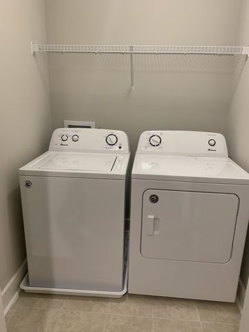 6039 Hillside Ln, Spring Hill, TN 37174