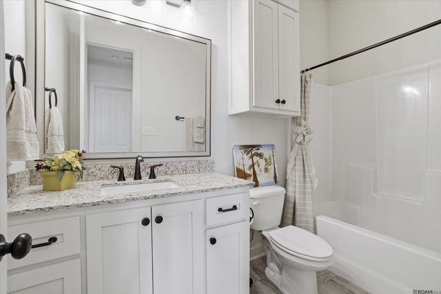 7335 Lillie Dr, Denham Springs, LA 70706