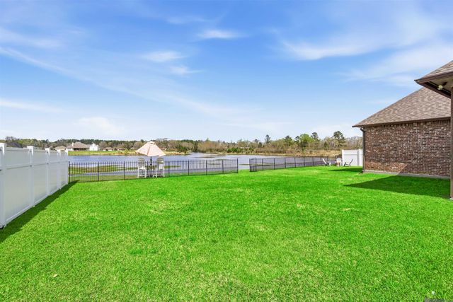7335 Lillie Dr, Denham Springs, LA 70706