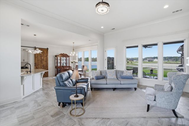 7335 Lillie Dr, Denham Springs, LA 70706