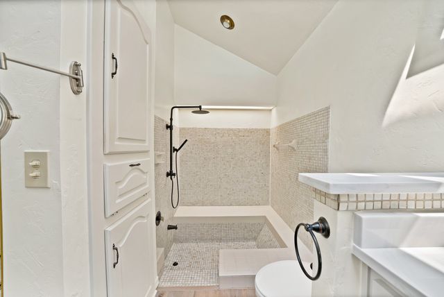 4021 Winter Park Lane, Addison, TX 75001