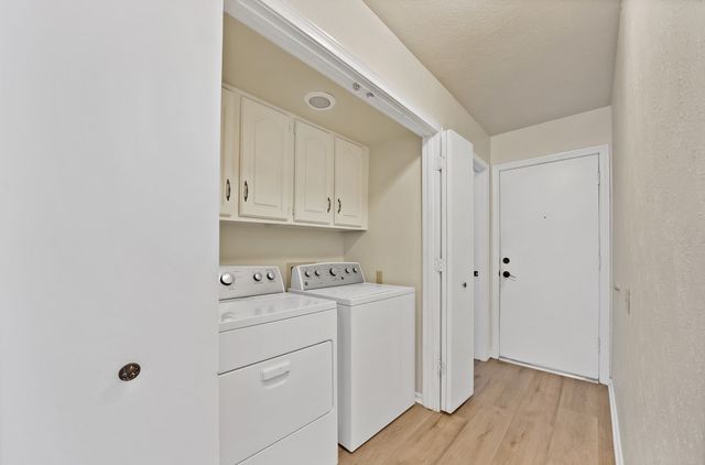 4021 Winter Park Lane, Addison, TX 75001
