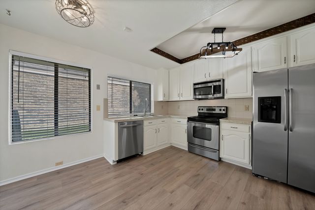 4021 Winter Park Lane, Addison, TX 75001