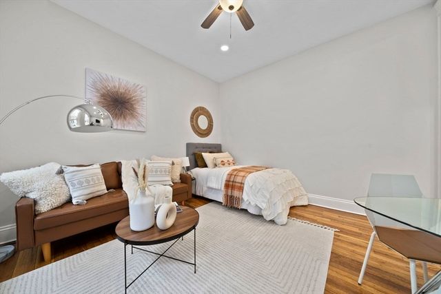 1564 Commonwealth Ave 3, Boston, MA 02135