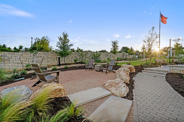 9803 Ribelin Ranch CT 16, Austin, TX 78750