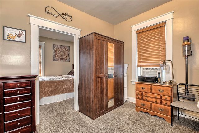 1016 Patterson Ave, Jeannette, PA 15644