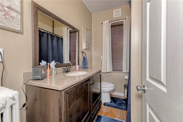1016 Patterson Ave, Jeannette, PA 15644