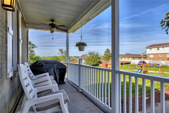 1016 Patterson Ave, Jeannette, PA 15644