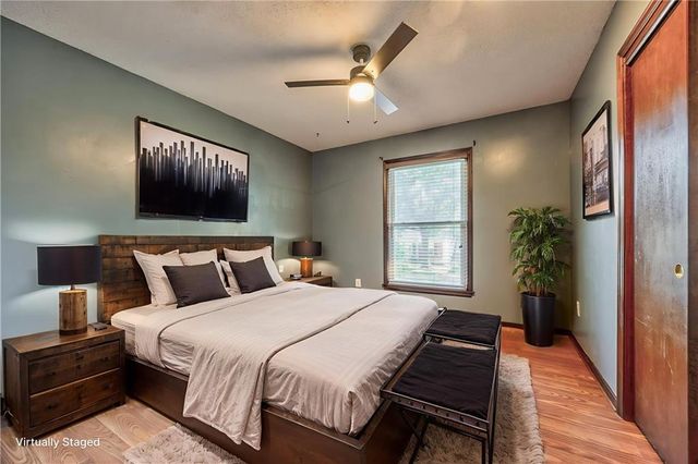 7736 Westgate Drive, Lenexa, KS 66216