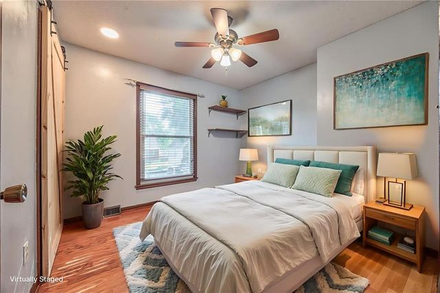 7736 Westgate Drive, Lenexa, KS 66216