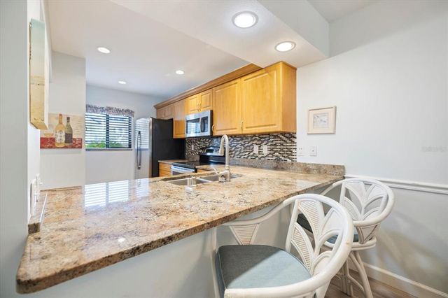 832 BIRD BAY WAY 113, Venice, FL 34285