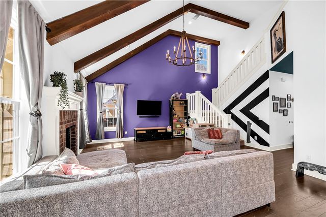 1013 Charing Cross, Cave Springs, AR 72718