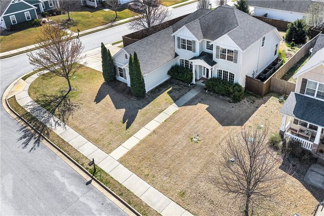 1013 Charing Cross, Cave Springs, AR 72718