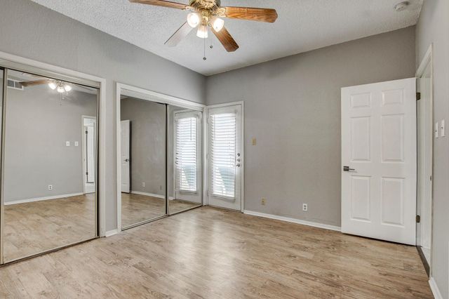 807 W 25th ST 210, Austin, TX 78705