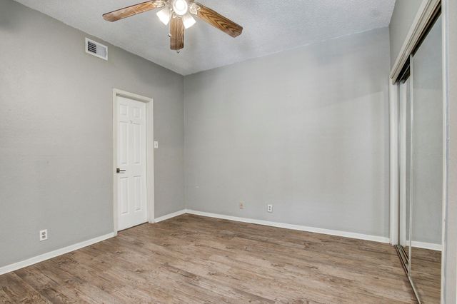 807 W 25th ST 210, Austin, TX 78705