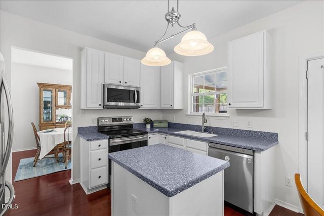 3016 Bethwicke Court, Raleigh, NC 27604