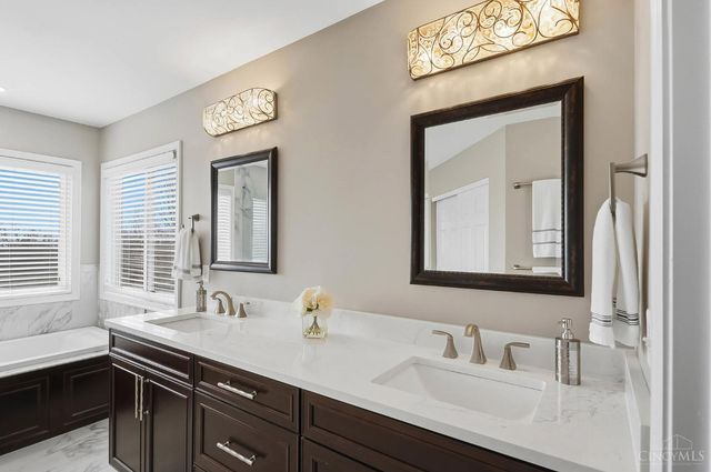 7531 Tylers Hill Court, West Chester, OH 45069