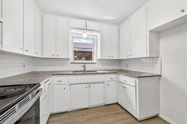 1626 Bois D Arc Pl, Corpus Christi, TX 78416