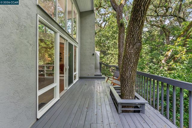 805 Tanglewood Dr, Lafayette, CA 94549