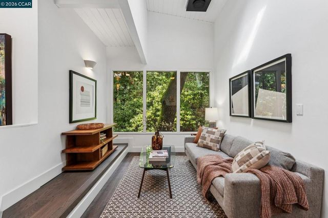 805 Tanglewood Dr, Lafayette, CA 94549
