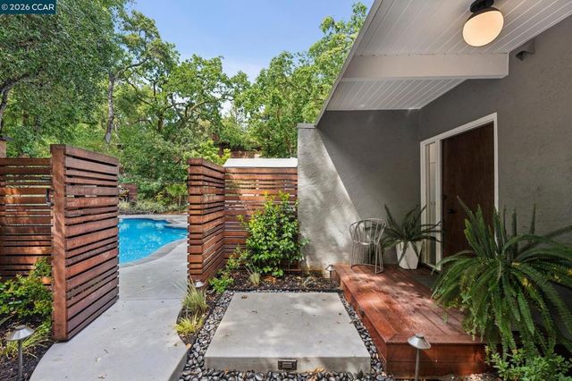 805 Tanglewood Dr, Lafayette, CA 94549