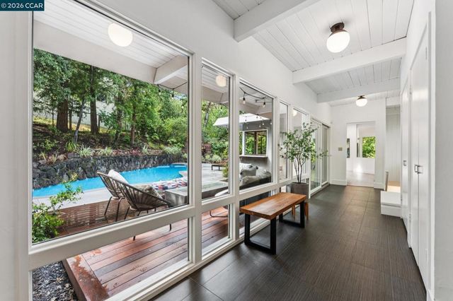 805 Tanglewood Dr, Lafayette, CA 94549