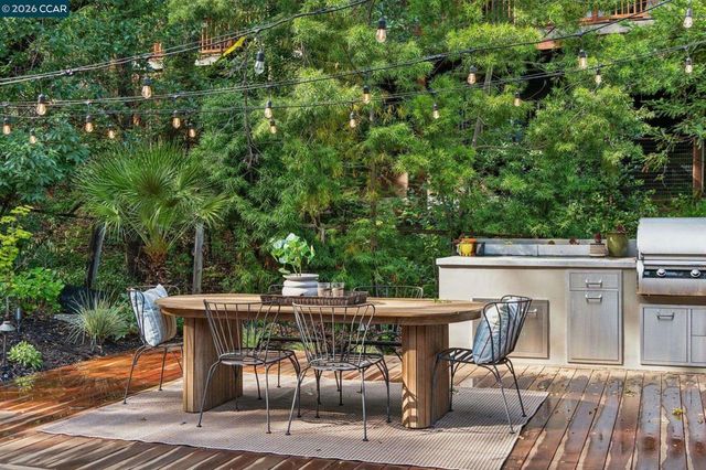 805 Tanglewood Dr, Lafayette, CA 94549