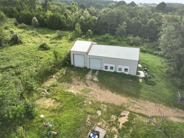 1045 Sycamore Street, Cabool, MO 65689