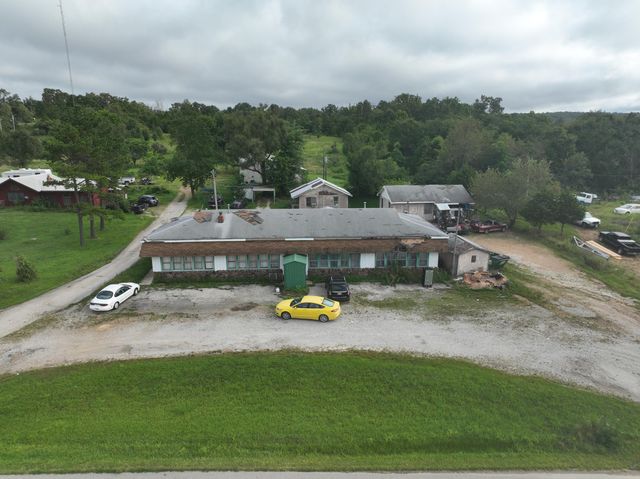 1045 Sycamore Street, Cabool, MO 65689