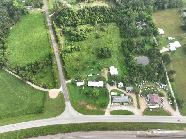 1045 Sycamore Street, Cabool, MO 65689