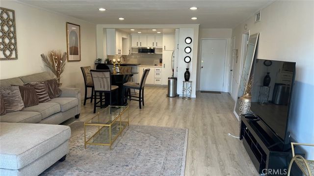 1299 Cordova Street 107, Pasadena, CA 91106