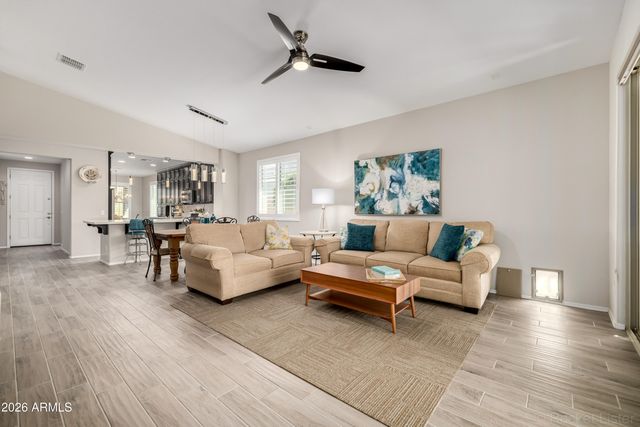 511 E PASARO Drive, Phoenix, AZ 85085