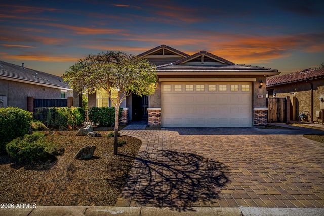 511 E PASARO Drive, Phoenix, AZ 85085